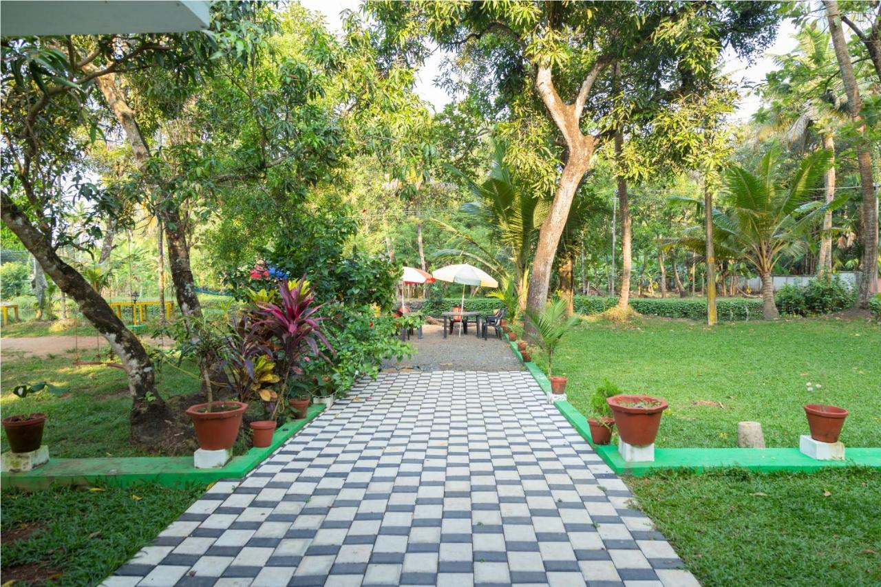 Aqualillies Waterfront Heritage Homestay