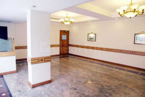 MEETING ROOM